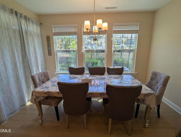 101 Faxton Way, Holly Springs, NC 27540