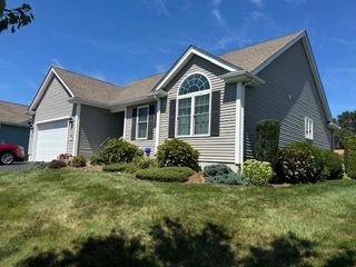 2 Deborah Ann Drive 44, Rehoboth, MA 02769