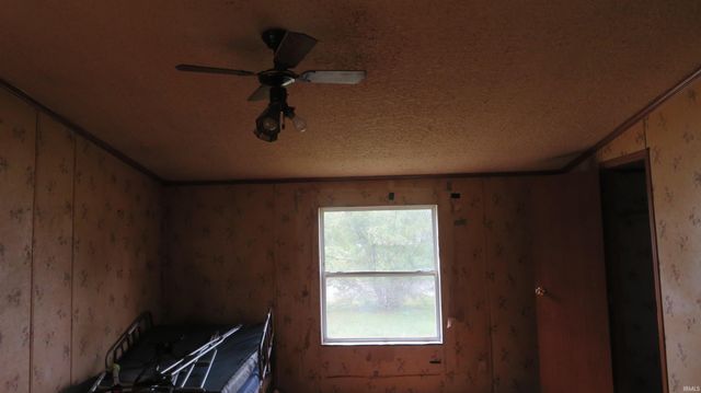 614 CAROL Drive, Walton, IN 46994