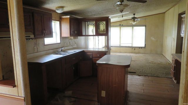 614 CAROL Drive, Walton, IN 46994