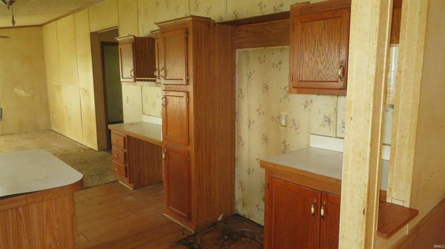 614 CAROL Drive, Walton, IN 46994