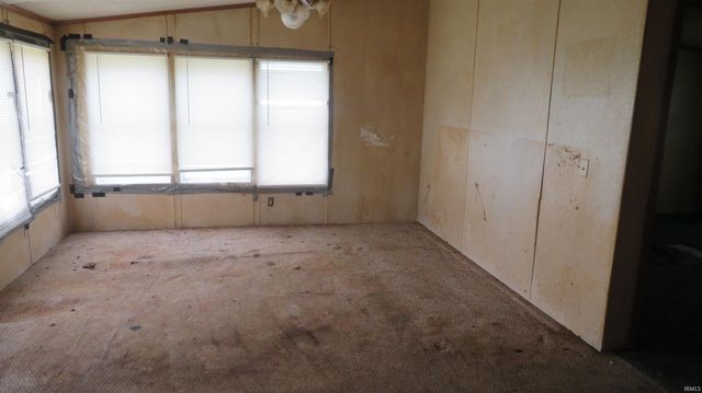 614 CAROL Drive, Walton, IN 46994