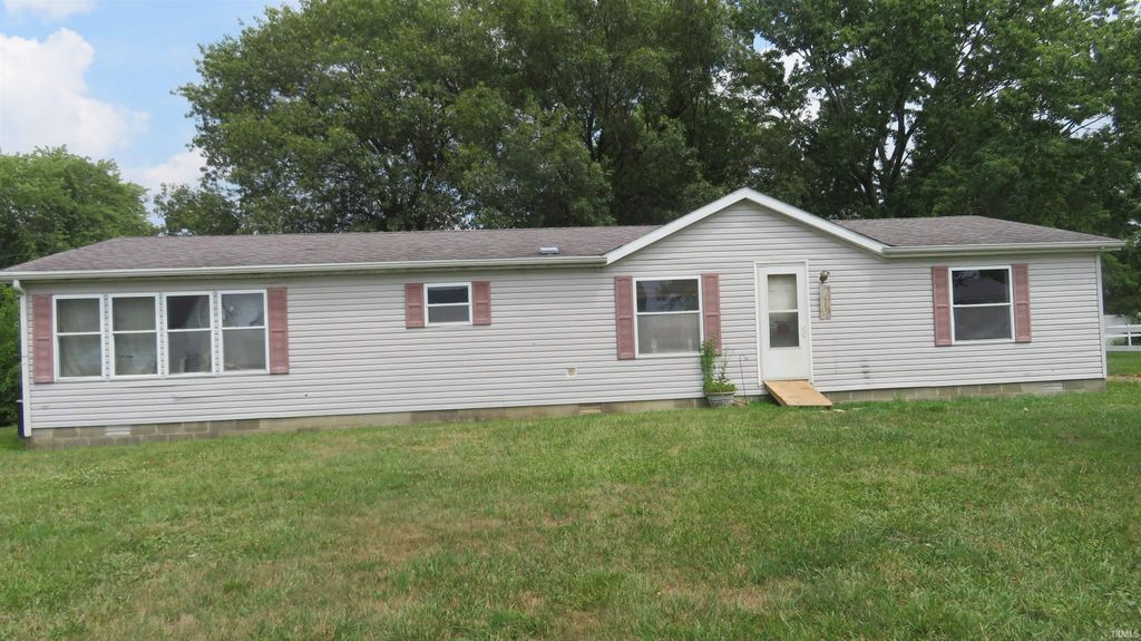 614 CAROL Drive, Walton, IN 46994