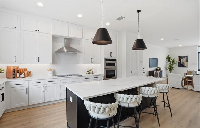 3002 W PLATT 3, Tampa, FL 33609