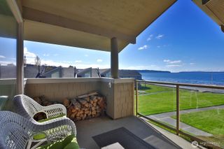 816 Old Beach Road #203, Freeland, WA 98249