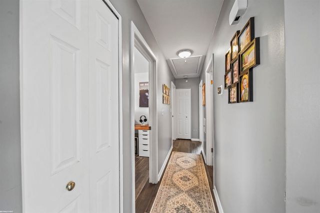 31445 Newport Drive, Warren, MI 48088