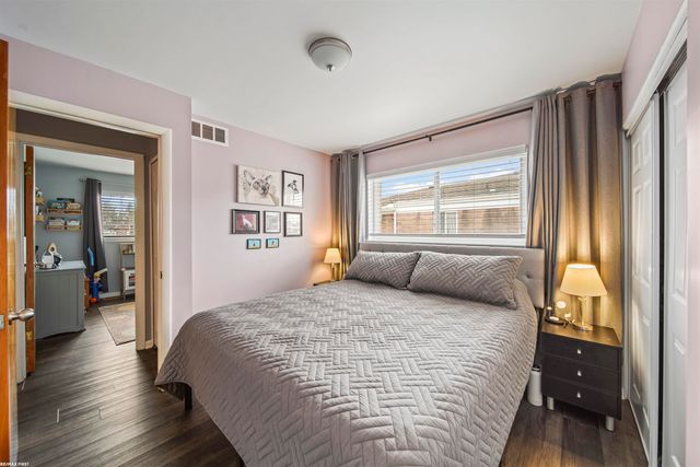 31445 Newport Drive, Warren, MI 48088