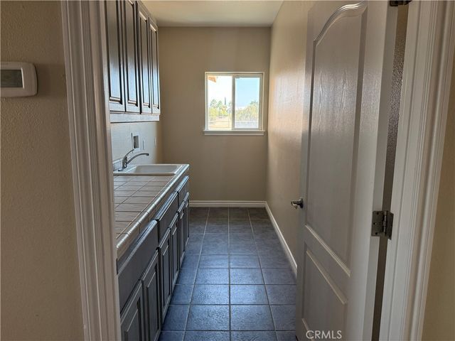 10626 Beaver Avenue, Phelan, CA 92371