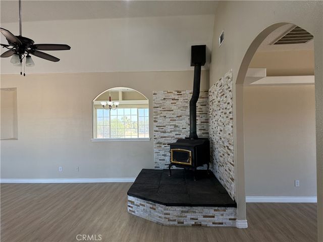 10626 Beaver Avenue, Phelan, CA 92371