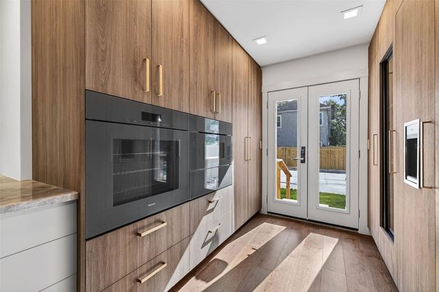 124 19TH AVENUE N, St Petersburg, FL 33704