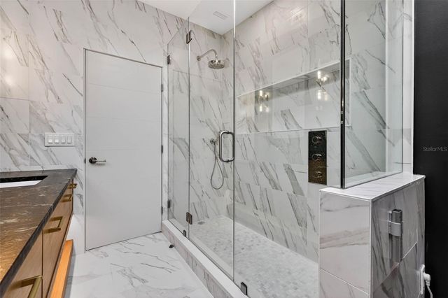 124 19TH AVENUE N, St Petersburg, FL 33704