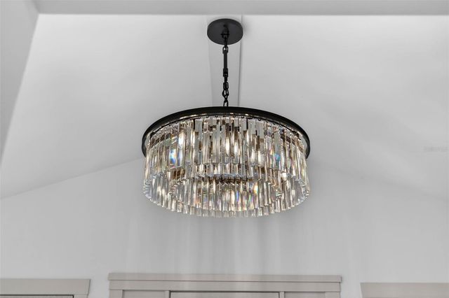 124 19TH AVENUE N, St Petersburg, FL 33704