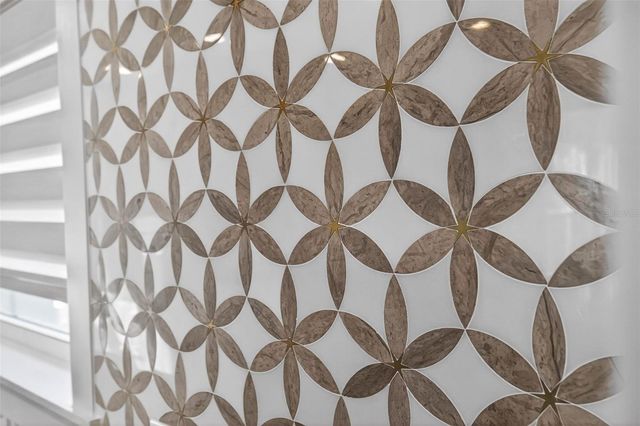 124 19TH AVENUE N, St Petersburg, FL 33704