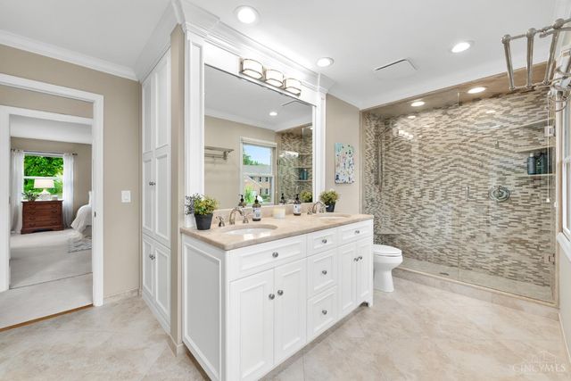 9943 Huntersrun Lane, Symmes Twp, OH 45242