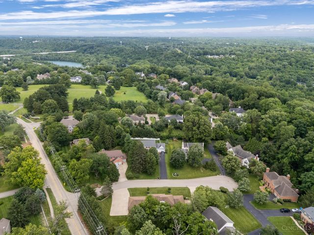 9943 Huntersrun Lane, Symmes Twp, OH 45242