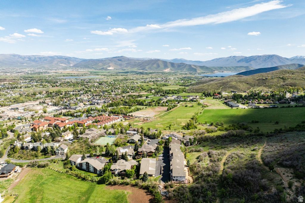 Image 19 of property listing at 1029 ZERMATT DR #8, Midway, UT 84049