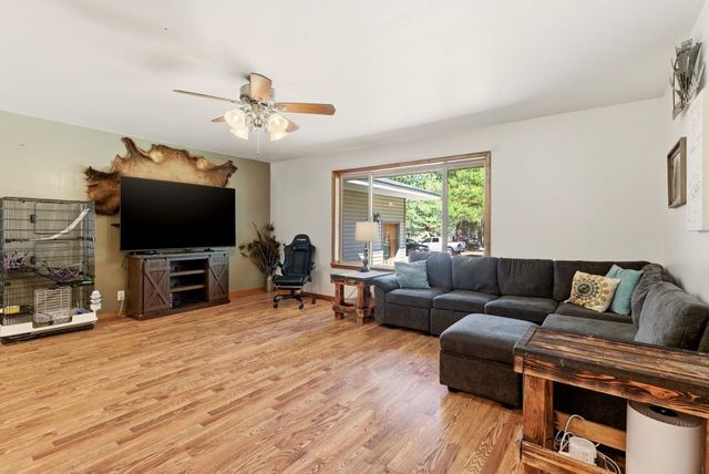 28411 N Short Rd, Deer Park, WA 99006