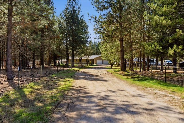 28411 N Short Rd, Deer Park, WA 99006
