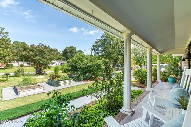 229 Yorkshire Lane, Wilmington, NC 28409