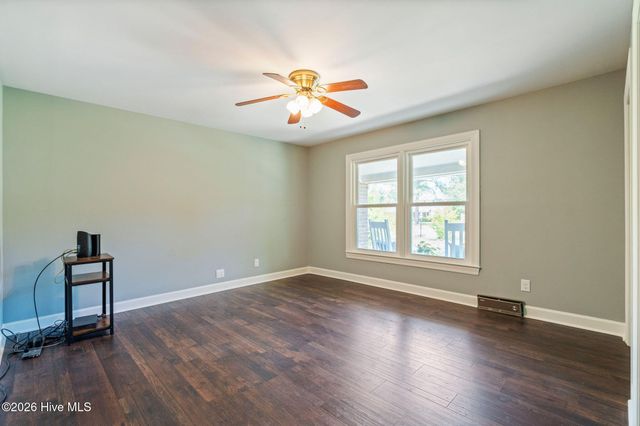 229 Yorkshire Lane, Wilmington, NC 28409