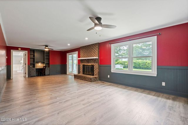 229 Yorkshire Lane, Wilmington, NC 28409