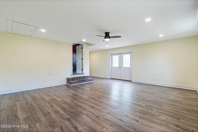 229 Yorkshire Lane, Wilmington, NC 28409