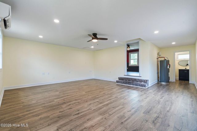229 Yorkshire Lane, Wilmington, NC 28409