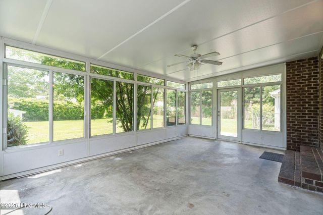 229 Yorkshire Lane, Wilmington, NC 28409