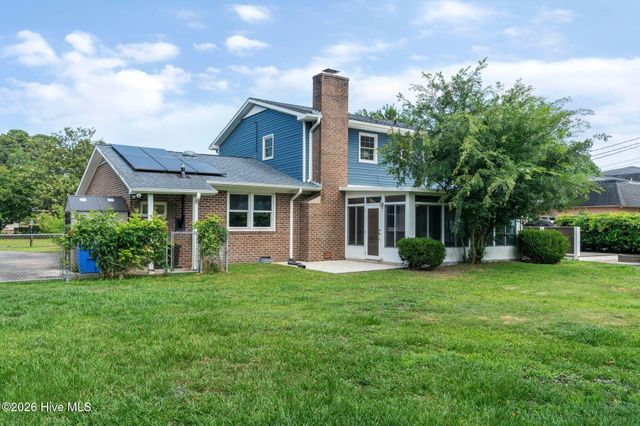 229 Yorkshire Lane, Wilmington, NC 28409