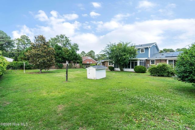229 Yorkshire Lane, Wilmington, NC 28409