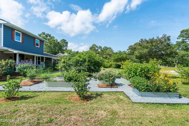 229 Yorkshire Lane, Wilmington, NC 28409