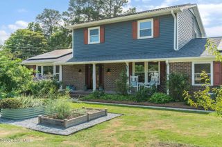 229 Yorkshire Lane, Wilmington, NC 28409