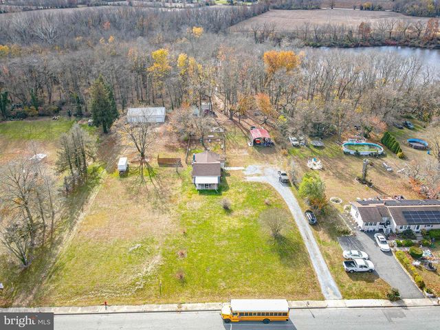 178 E MILLBROOKE AVE, Woodstown, NJ 08098