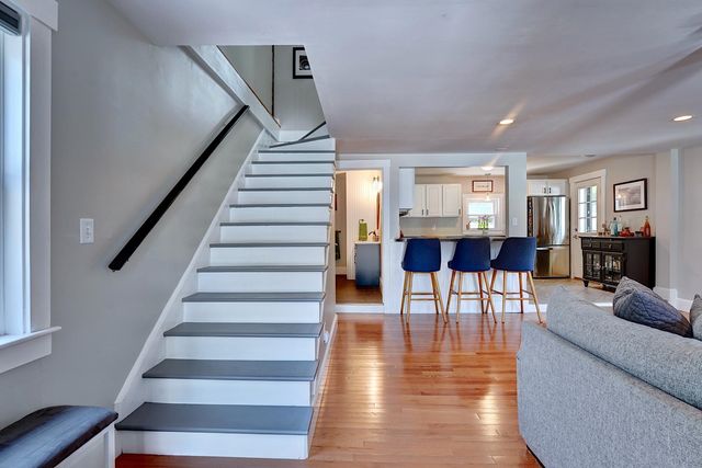 15 Arbor St # 1, Exeter, NH 03833