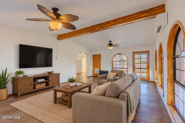 1017 LARIAT Street, El Paso, TX 79915