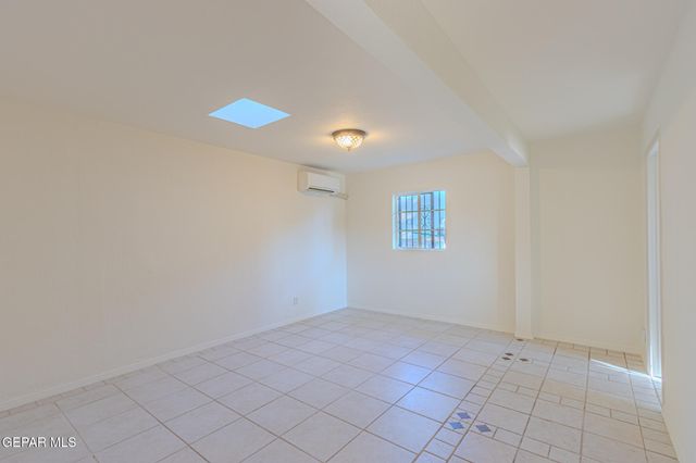 1017 LARIAT Street, El Paso, TX 79915
