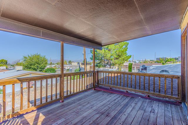 1017 LARIAT Street, El Paso, TX 79915