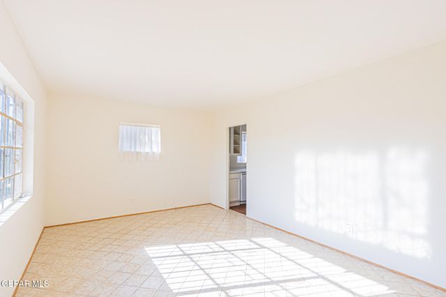 1017 LARIAT Street, El Paso, TX 79915