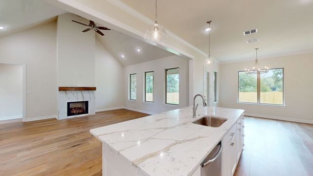 12124 Pinecrest Drive, Flint, TX 75762