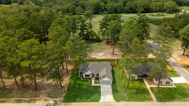 12124 Pinecrest Drive, Flint, TX 75762