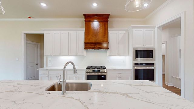 12124 Pinecrest Drive, Flint, TX 75762