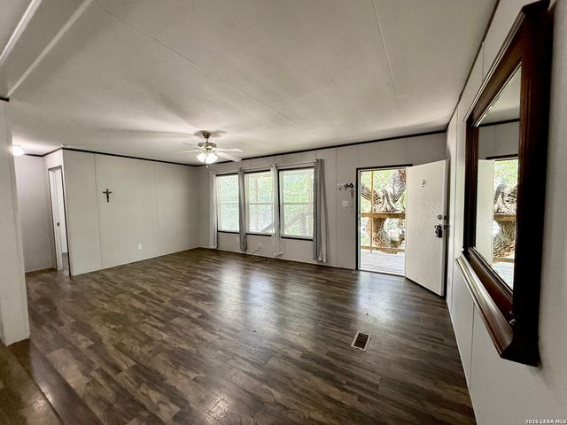 159 Deer Ln, New Braunfels, TX 78130