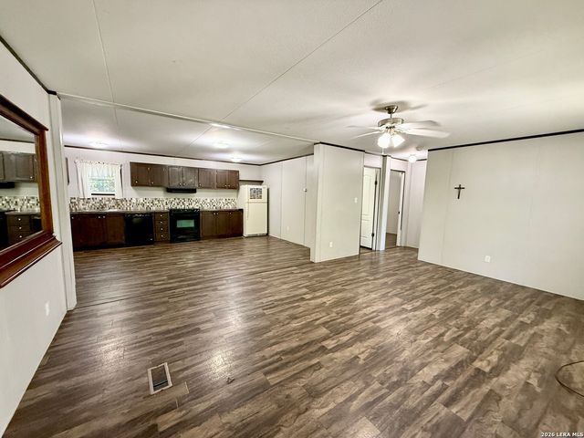 159 Deer Ln, New Braunfels, TX 78130