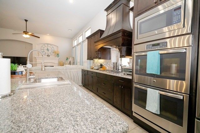 3110 Willow Brook Drive, Mansfield, TX 76063