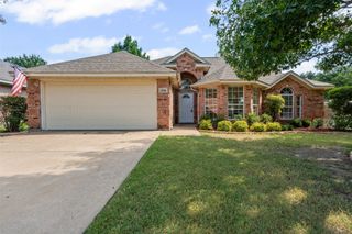 3700 Tulip Tree Drive, Fort Worth, TX 76137