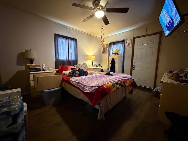 7827 Meade Avenue, Burbank, IL 60459