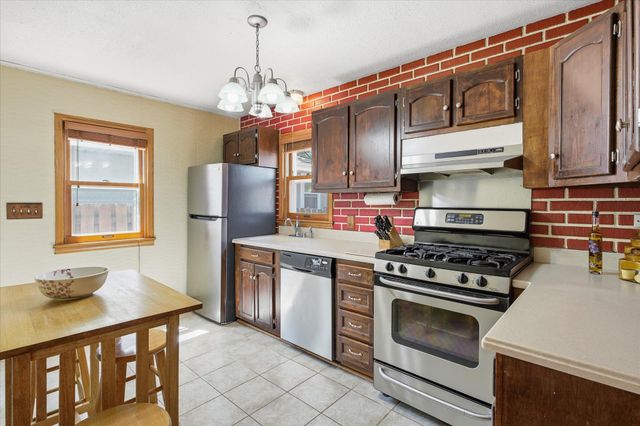 5512 35th Avenue S, Minneapolis, MN 55417