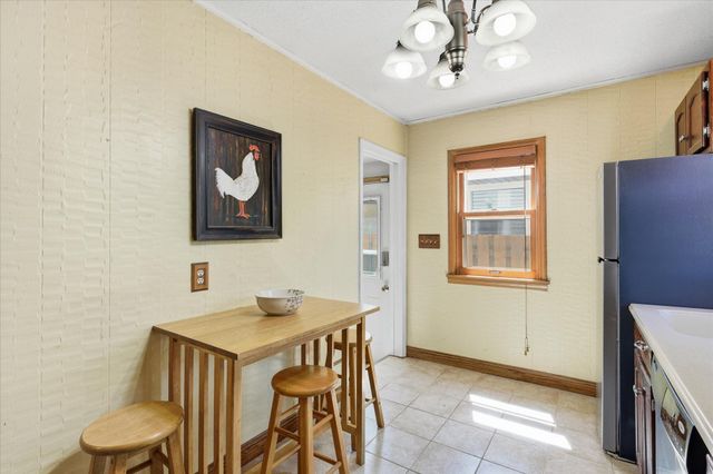 5512 35th Avenue S, Minneapolis, MN 55417
