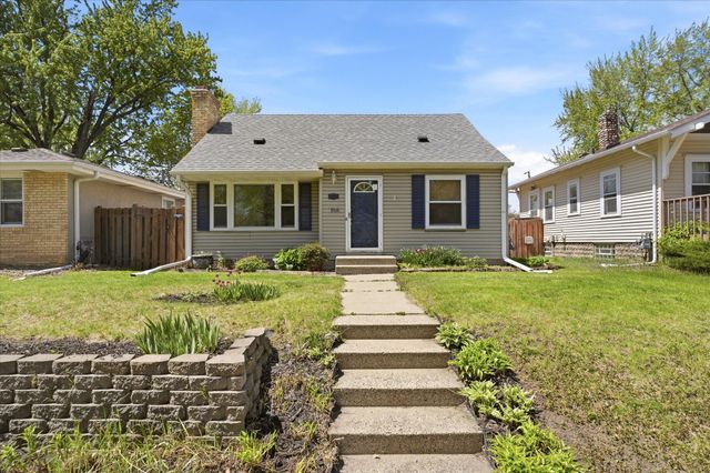 5512 35th Avenue S, Minneapolis, MN 55417