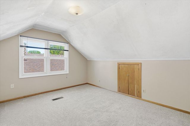 5512 35th Avenue S, Minneapolis, MN 55417